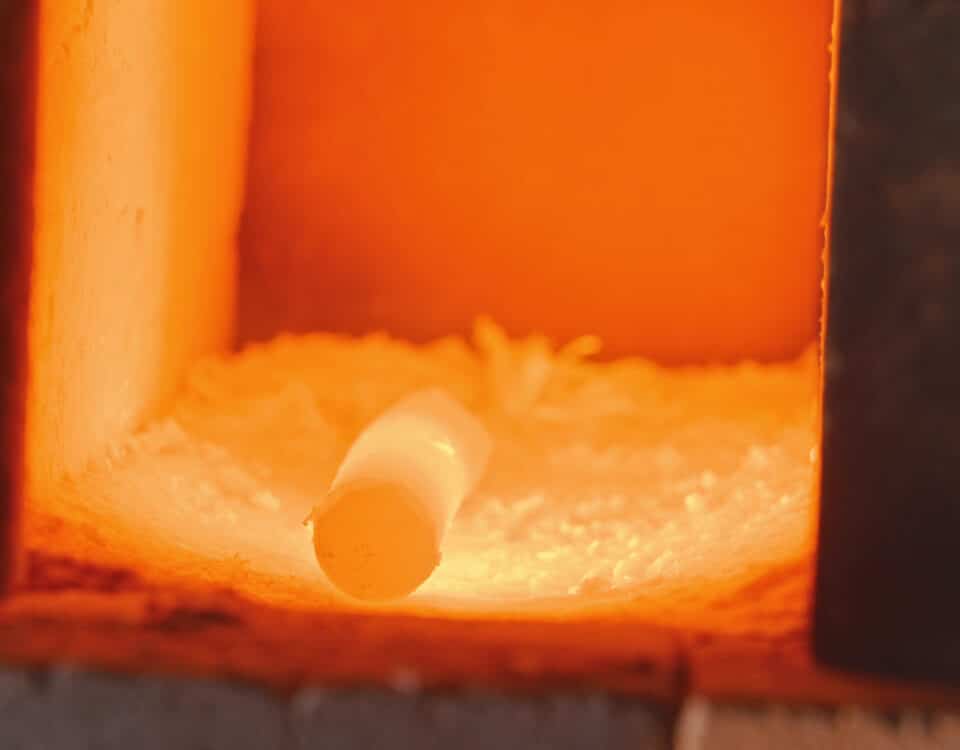 Heating up the longer piece of metal